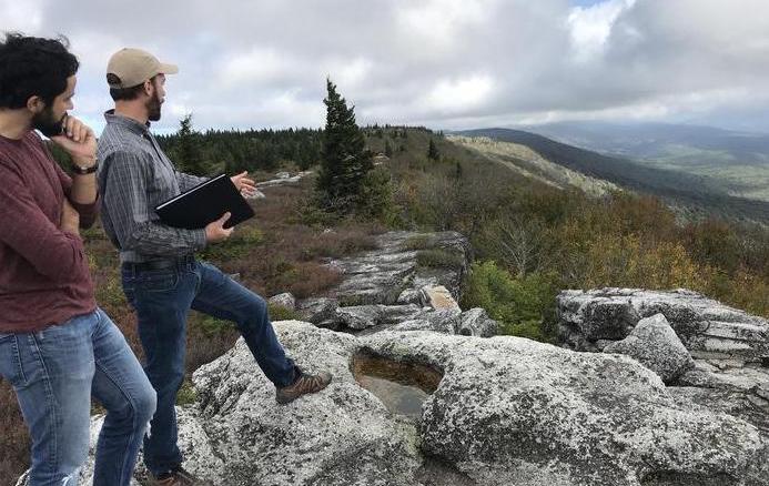 How Hugo & Hoby gives back