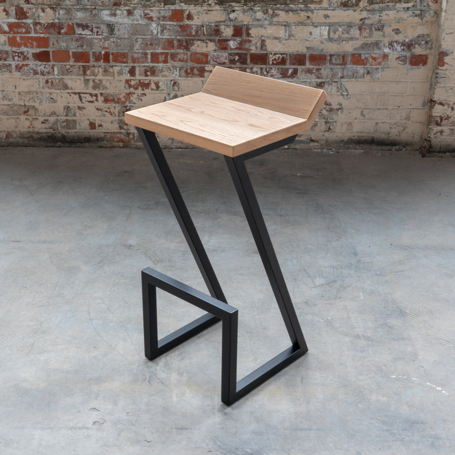 Everit Stool