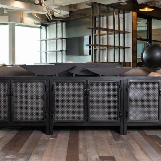 Murphy Steel Console