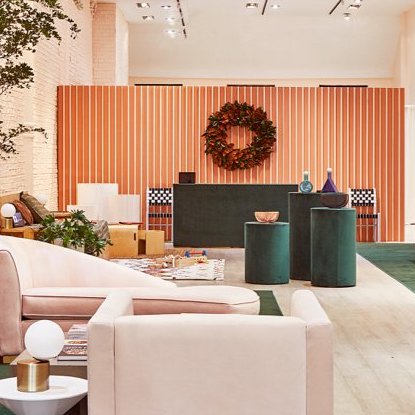 Kalorama Divider Wall