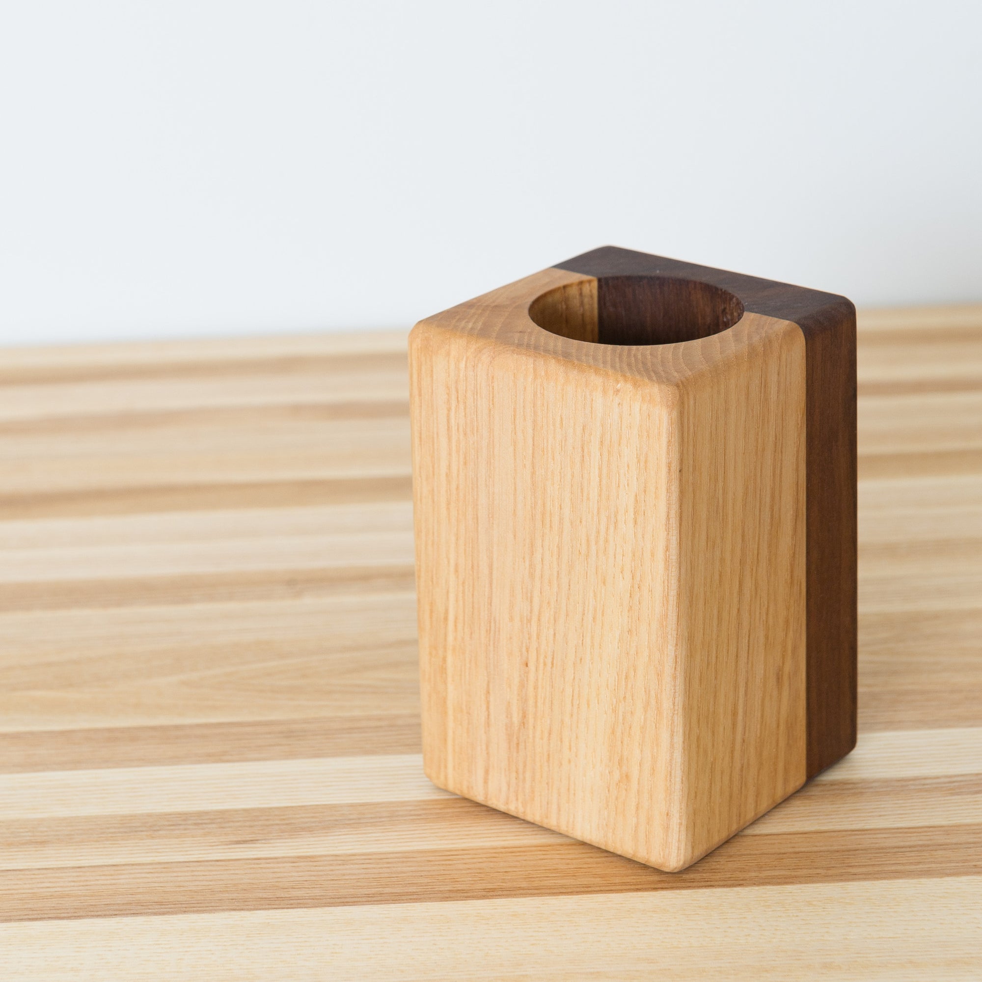 The Trumbull Desk Caddy