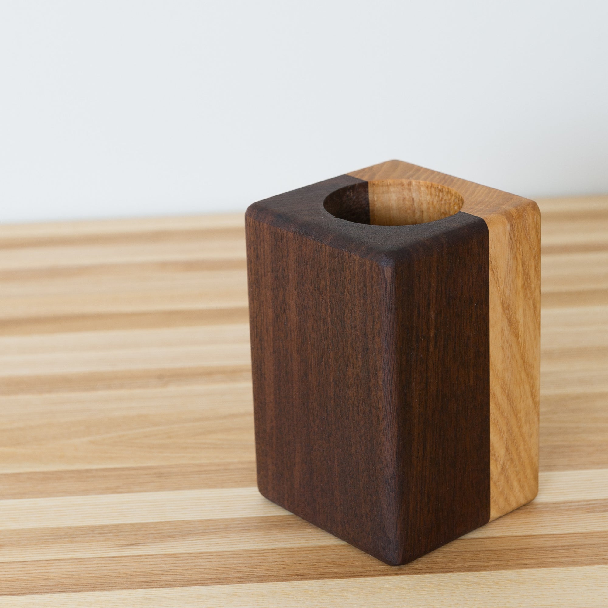 The Trumbull Desk Caddy